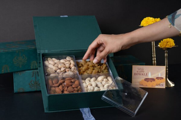 Indulgence Nuts Hamper - Image 2